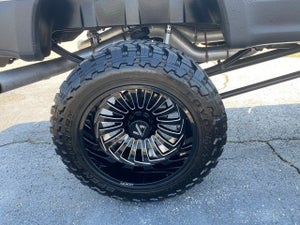 2019 Ford F-250SD XLT LIFTED WHEELS TIRES EVERTHING