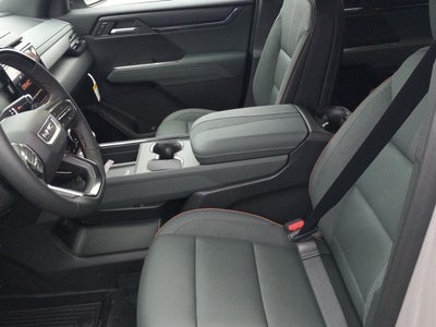 2026 GMC Acadia AWD AT4