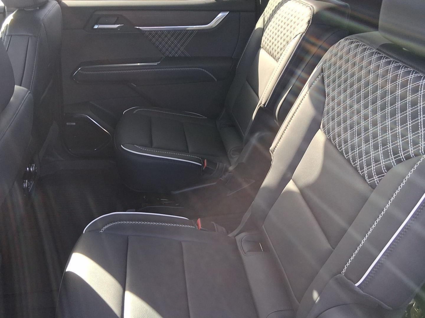 2026 GMC Acadia AWD Denali