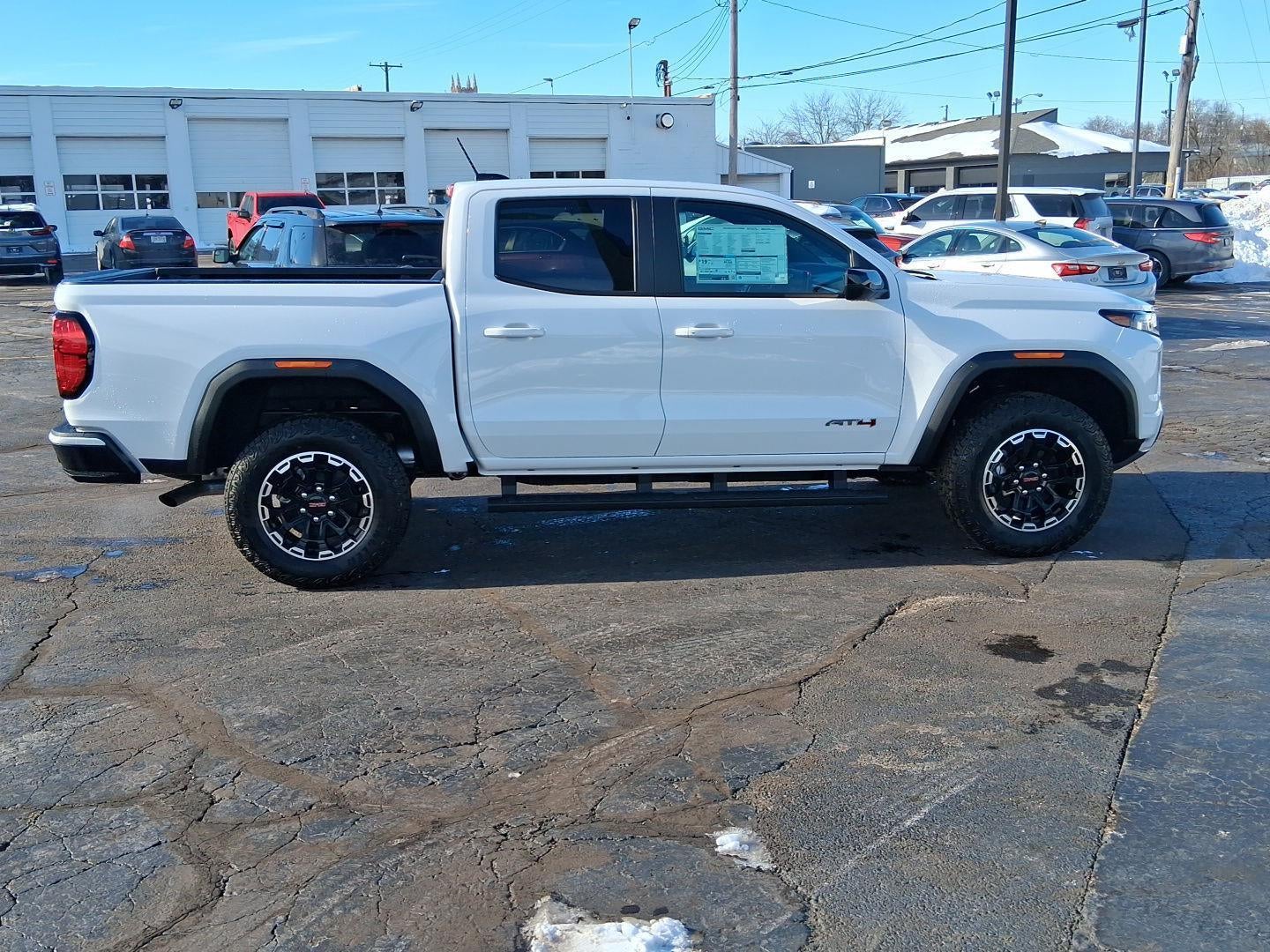 2026 GMC Canyon 4WD AT4
