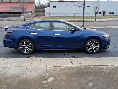 2023 Nissan Maxima SV