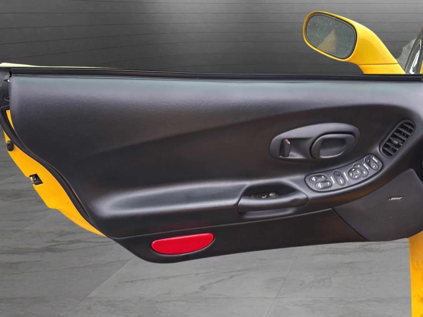 2002 Chevrolet Corvette 2dr Convertible