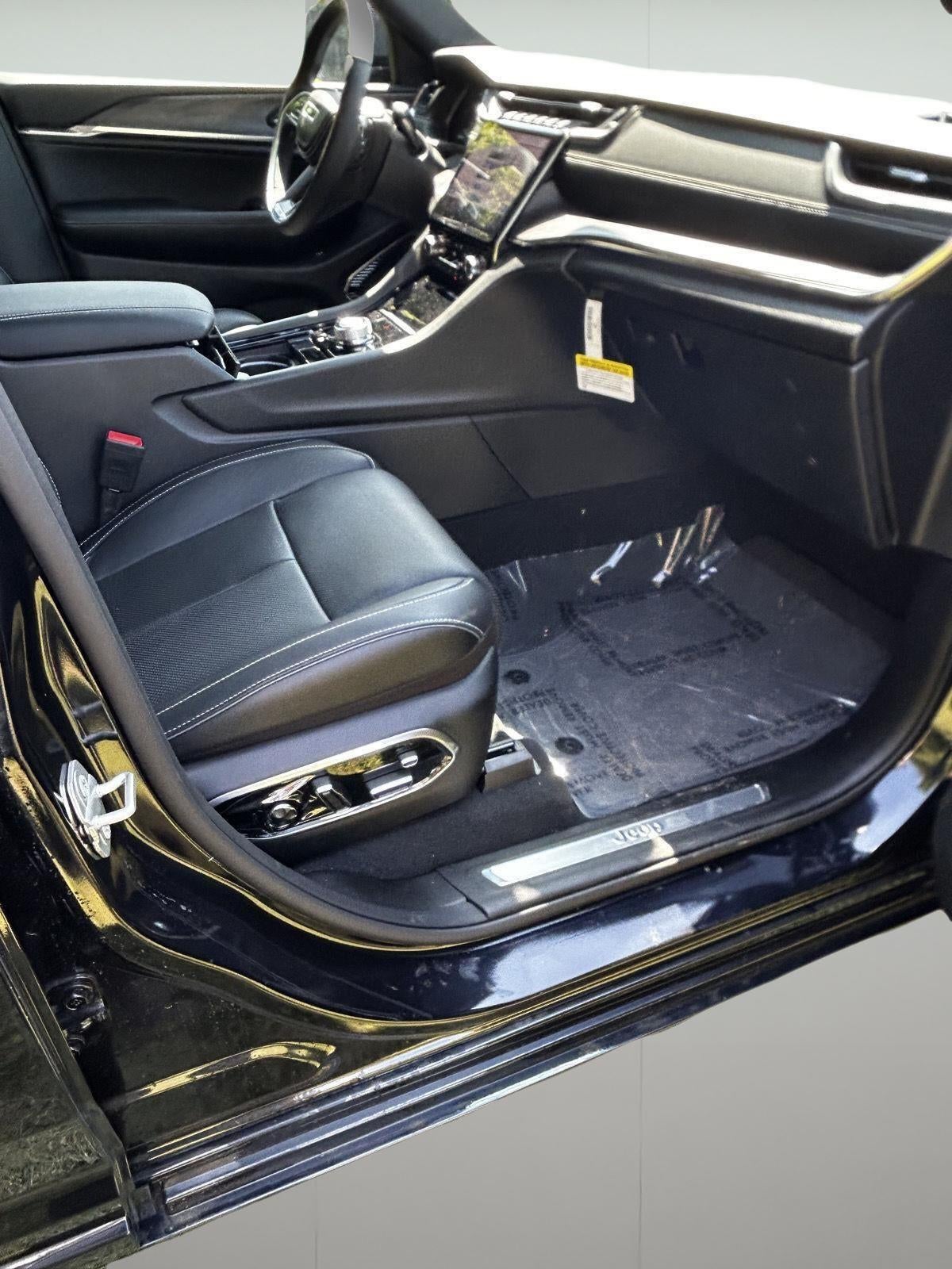 2024 Jeep Grand Cherokee 4xe Overland