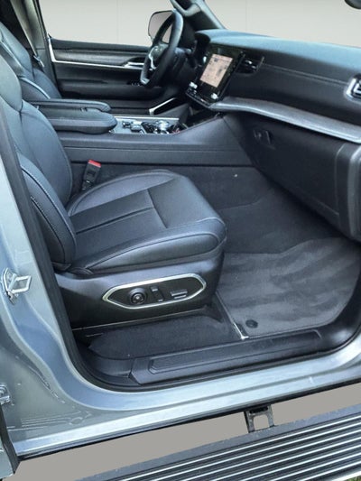 2023 Jeep Wagoneer Series III