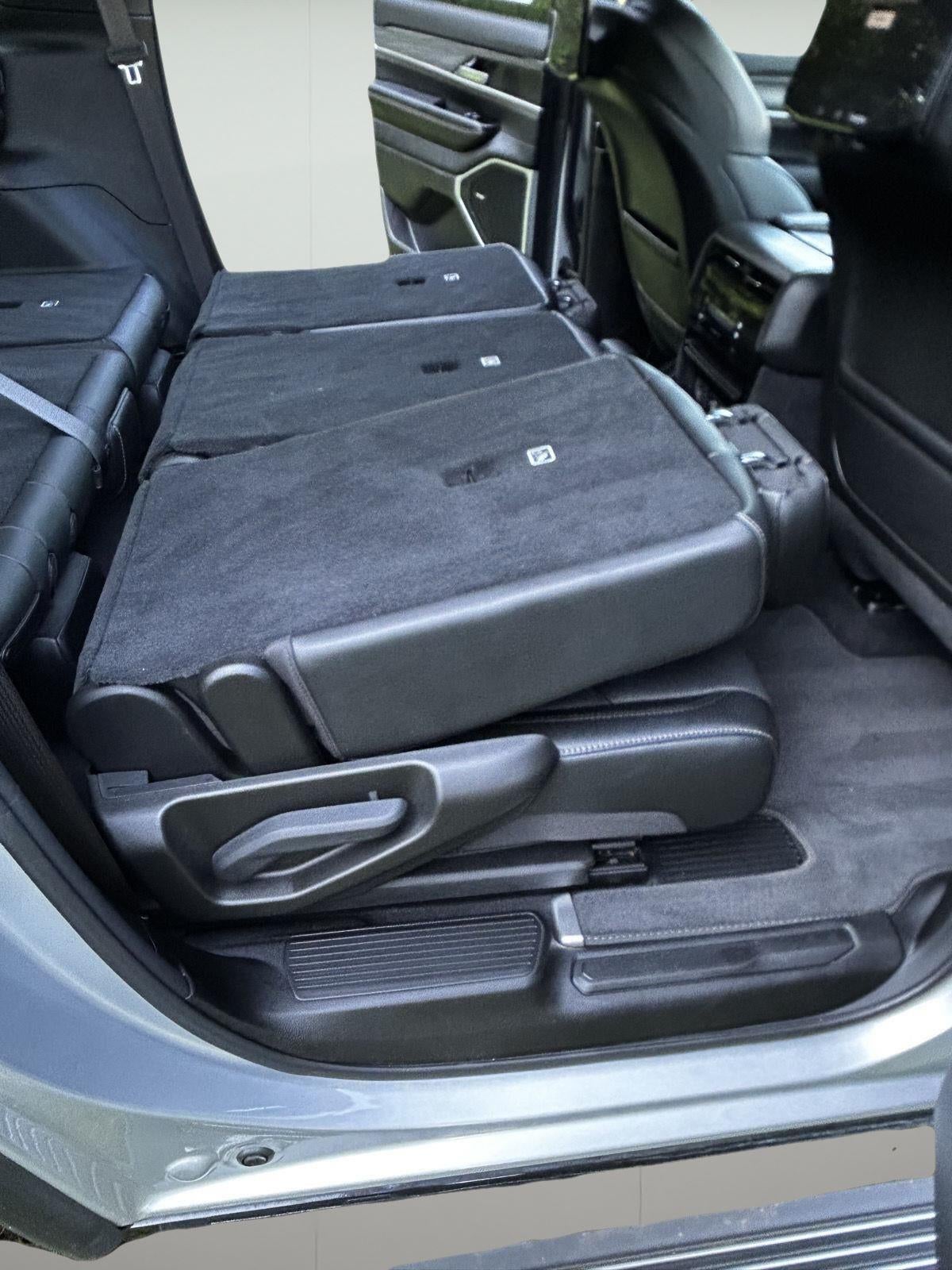 2023 Jeep Wagoneer Series III