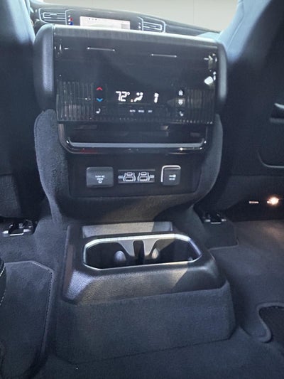 2023 Jeep Wagoneer Series III