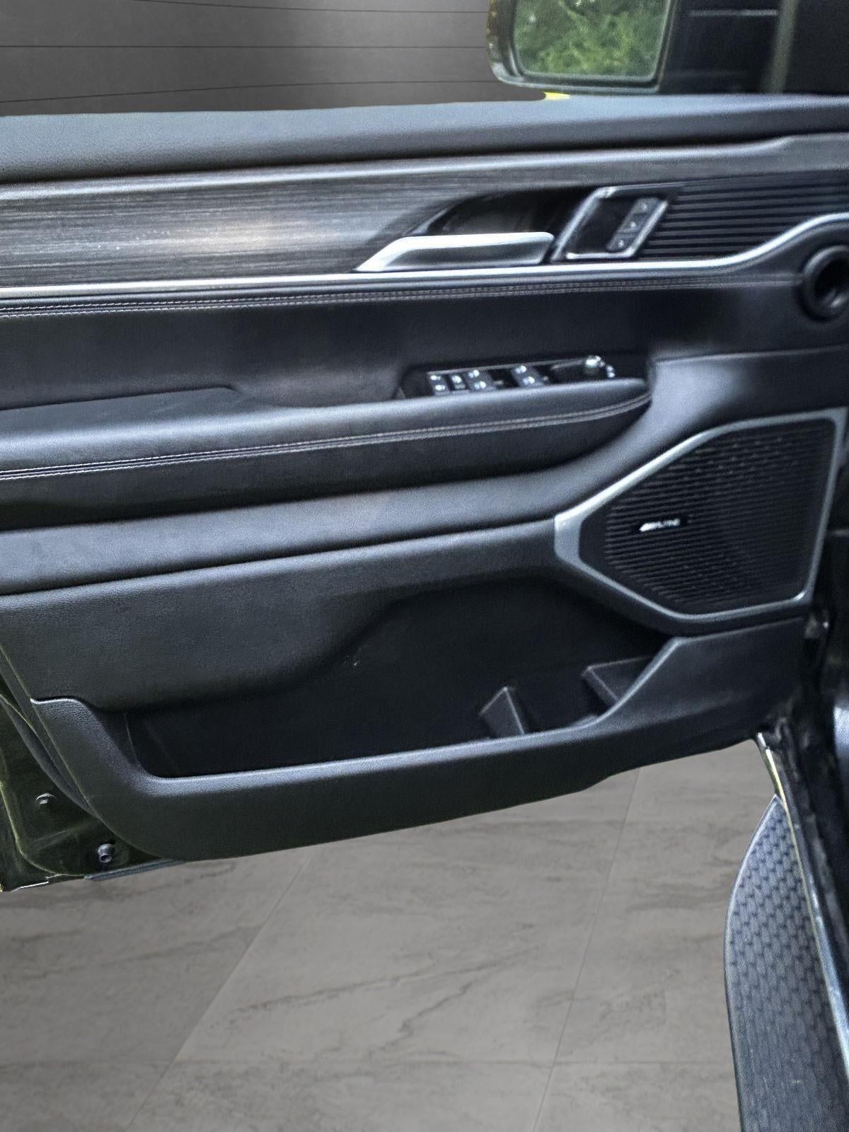 2023 Jeep Wagoneer Series III