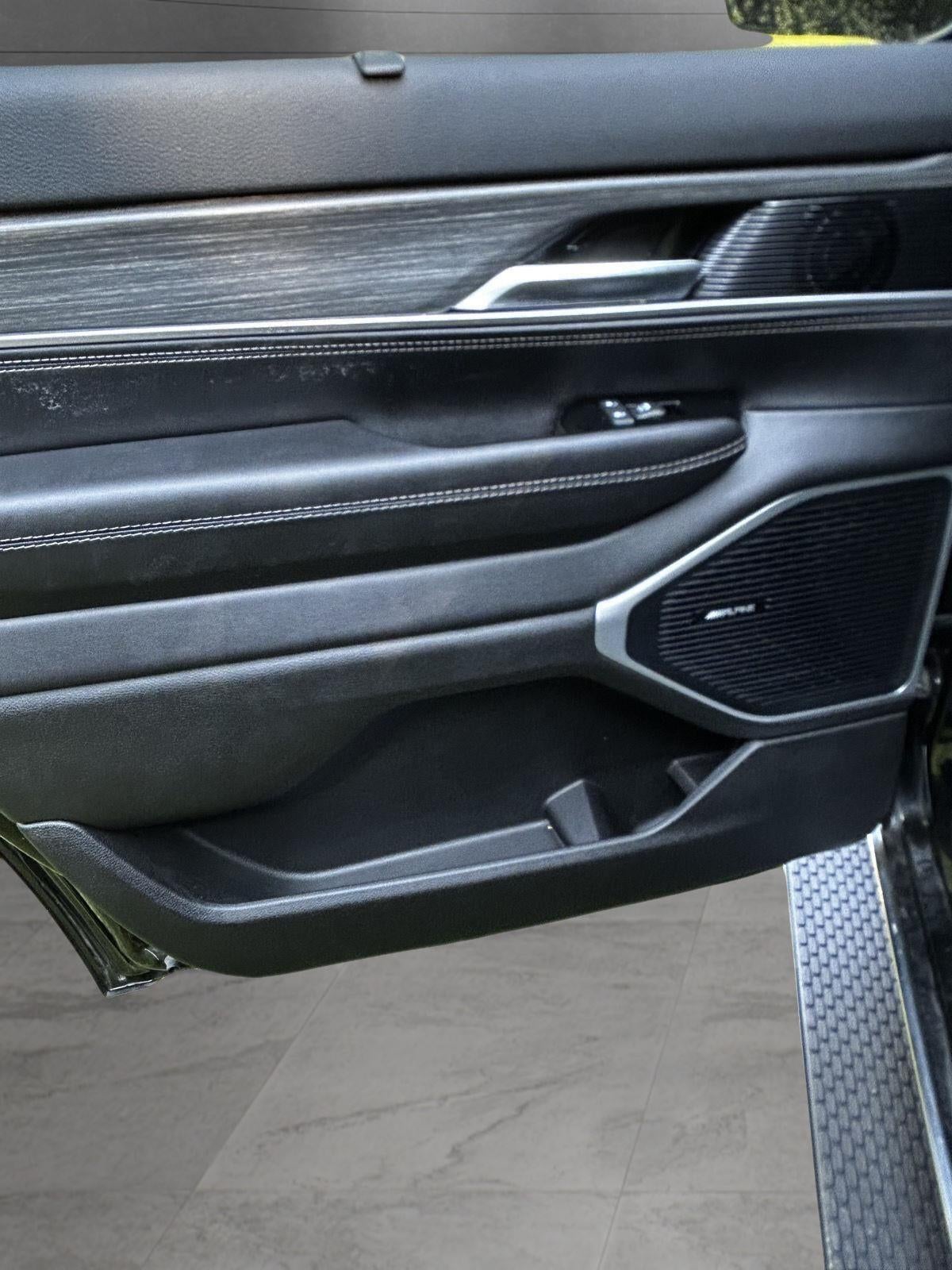 2023 Jeep Wagoneer Series III