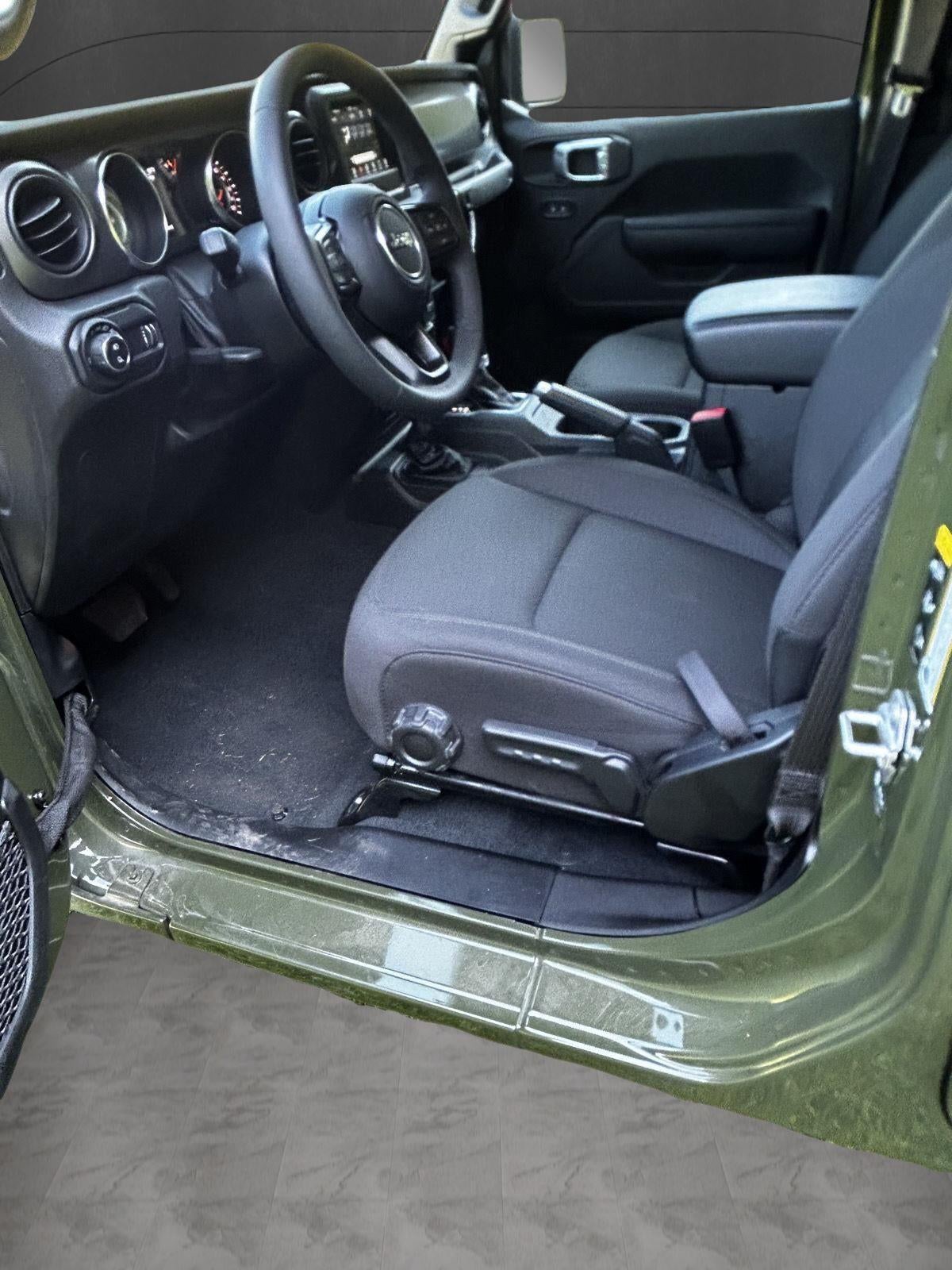 2023 Jeep Gladiator GLADIATOR SPORT S 4X4