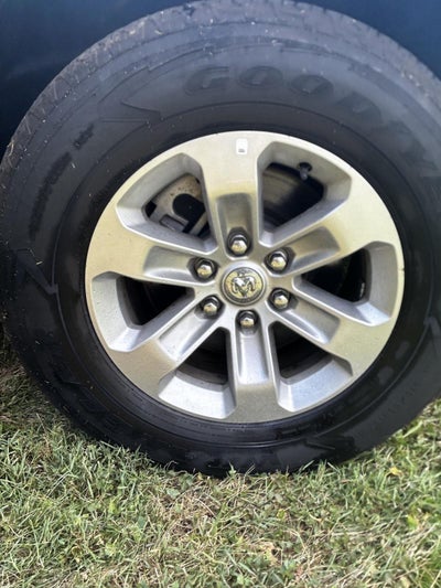 2024 RAM 1500 Laramie Crew Cab 4x2 5'7' Box