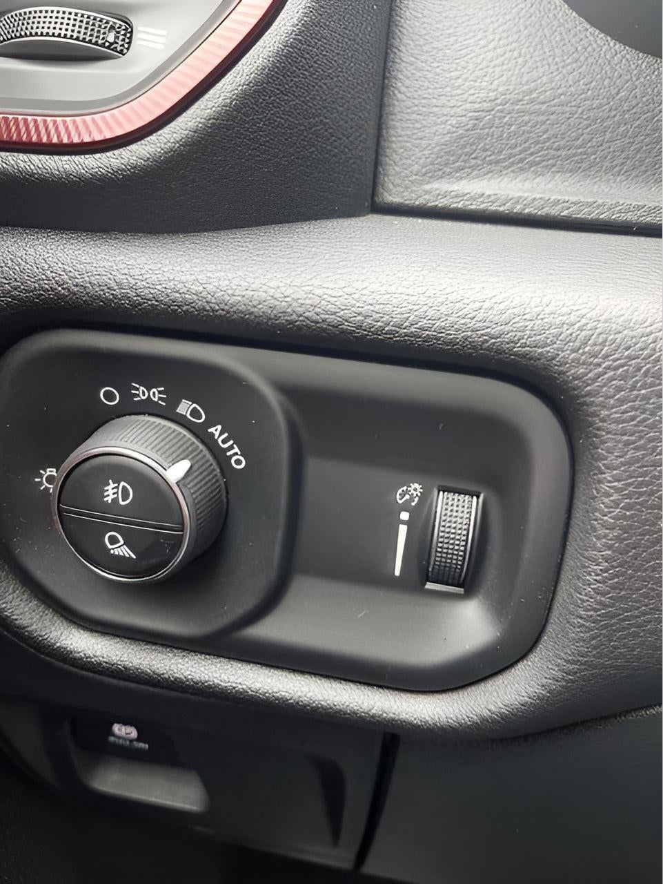 2024 RAM 1500 Rebel Crew Cab 4x4 5'7' Box