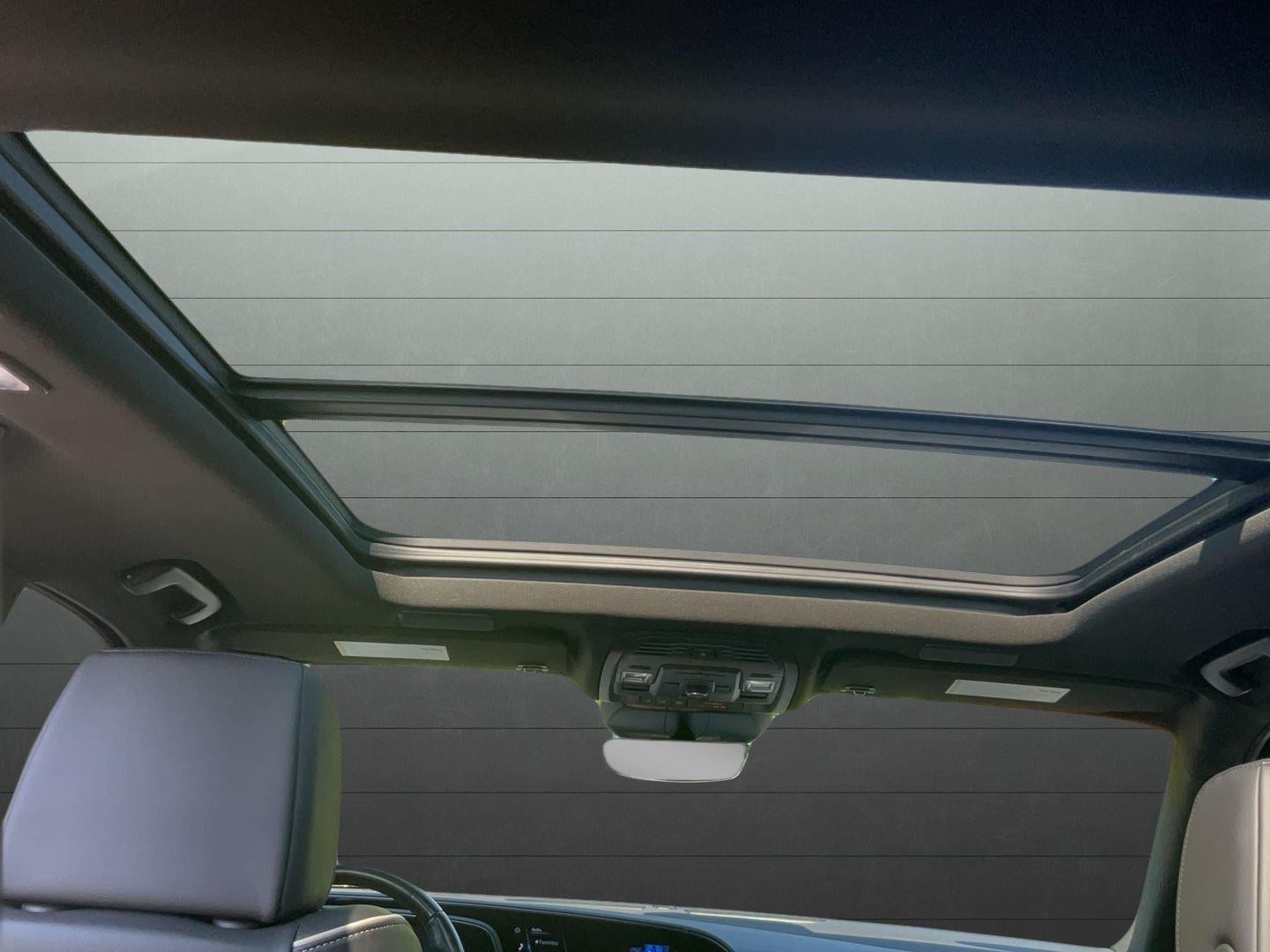 2022 Cadillac Escalade ESV Premium Luxury