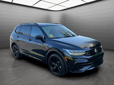 2023 Volkswagen Tiguan SE R-Line Black