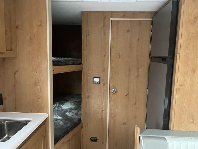 2022 Riverside Retro 190BH