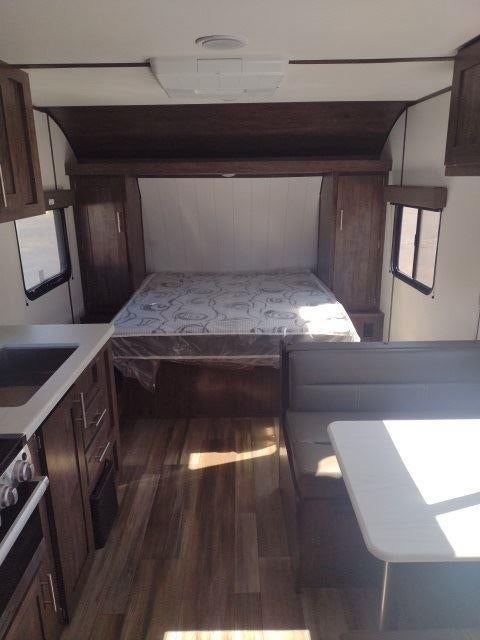 2022 Riverside RV Retro 211