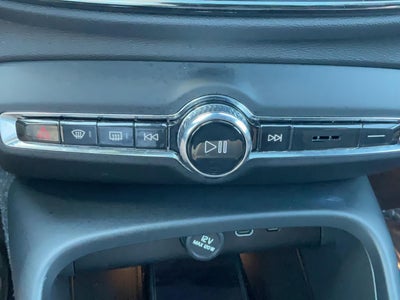 2021 Volvo XC40 Recharge P8 eAWD Pure Electric