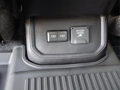 2025 Toyota Highlander Hybrid Platinum