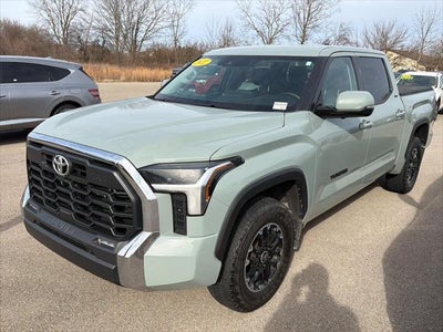 2022 Toyota Tundra SR5