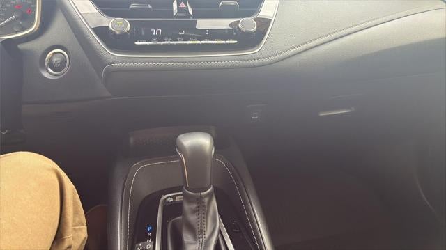 2025 Toyota Corolla Hatchback SE