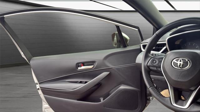 2025 Toyota Corolla Hatchback SE