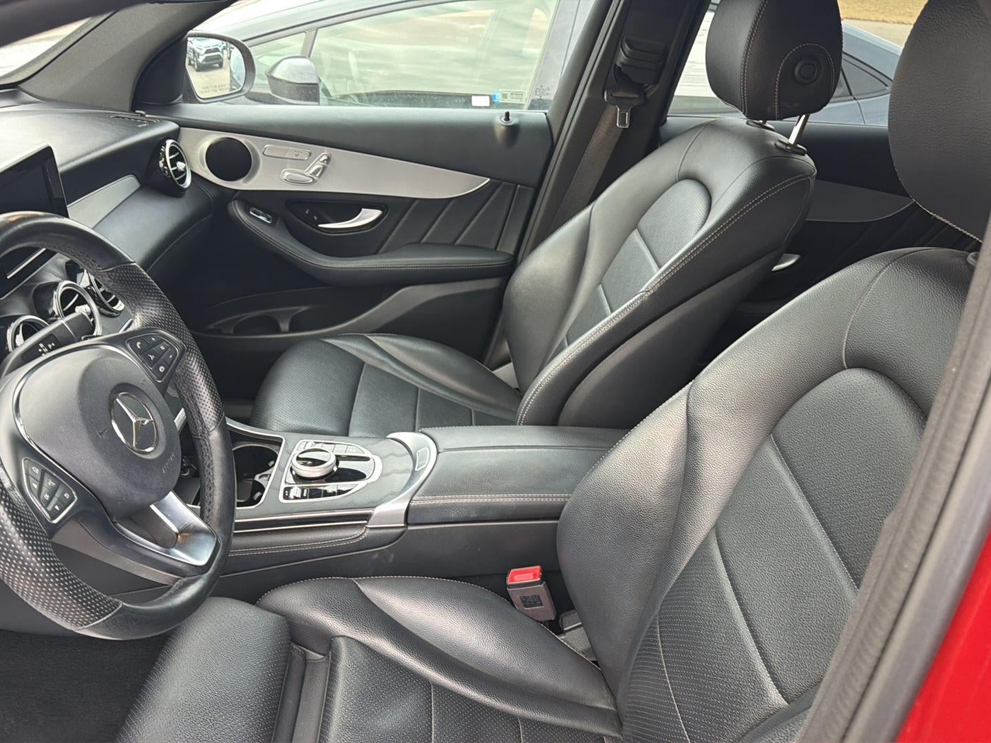 2019 Mercedes-Benz GLC GLC 300