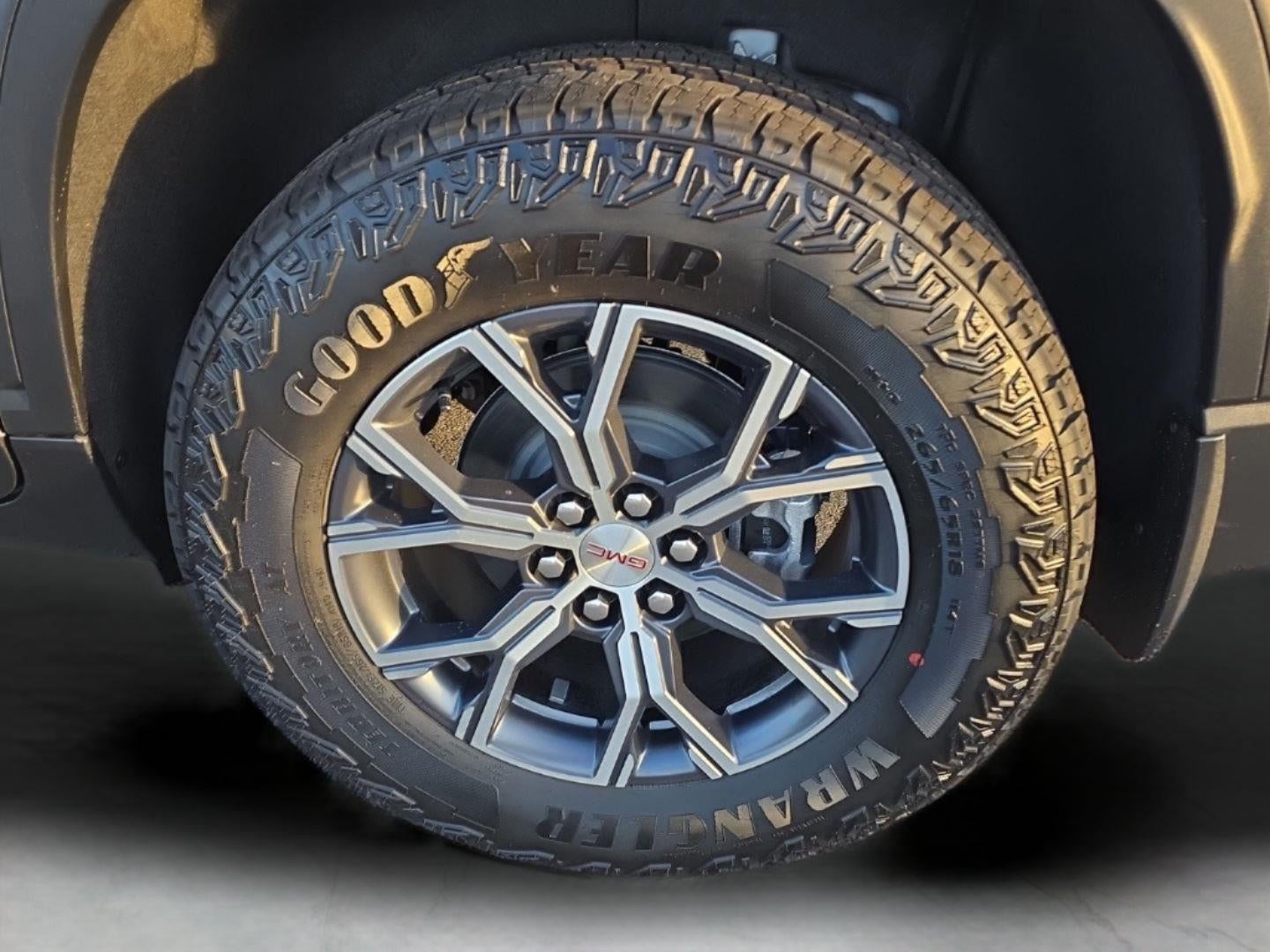 2026 GMC Acadia AWD AT4