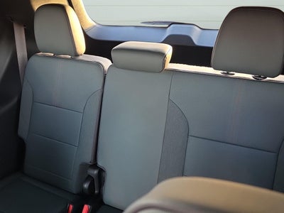 2026 GMC Acadia AWD AT4