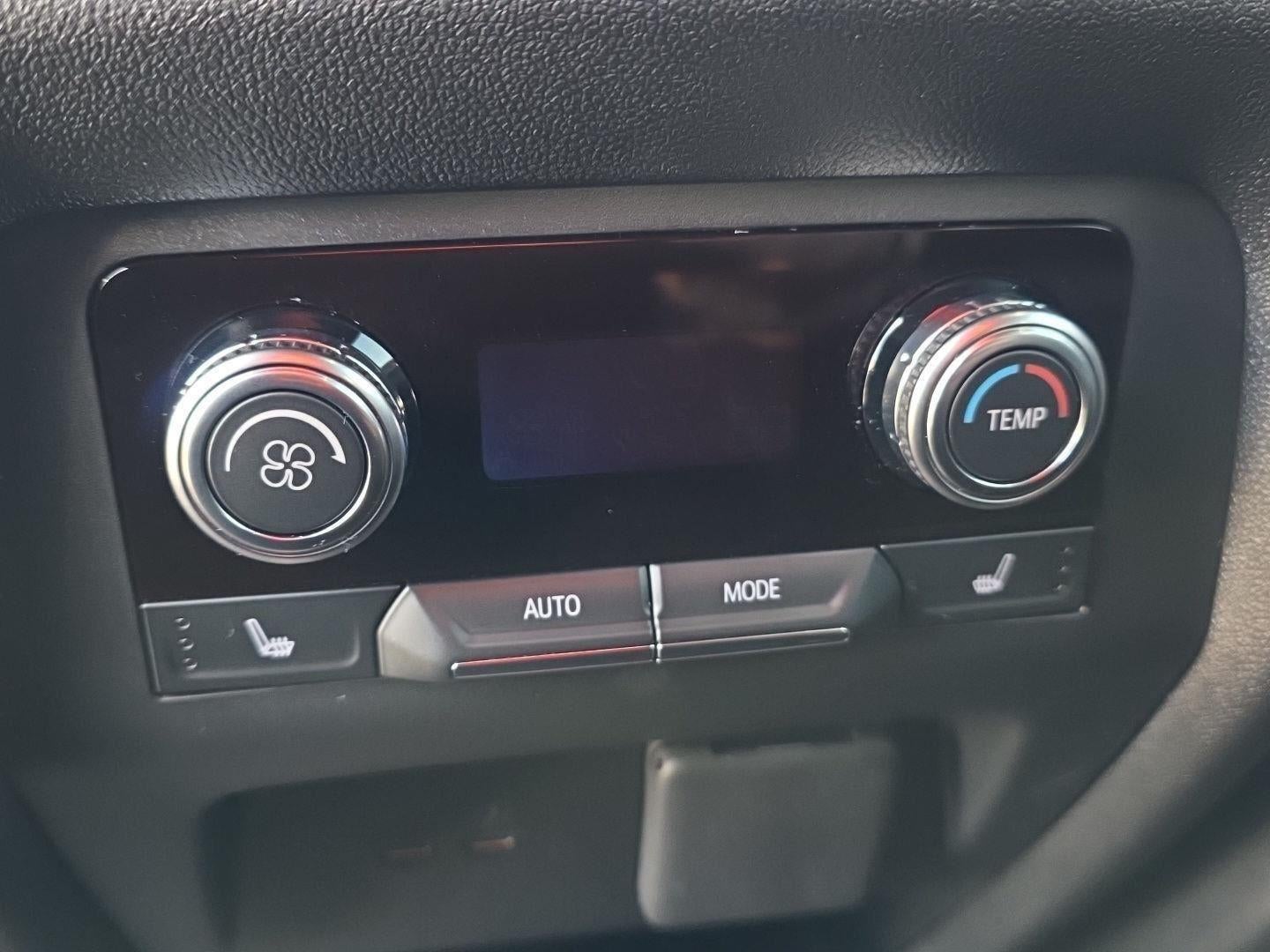 2026 GMC Acadia AWD AT4