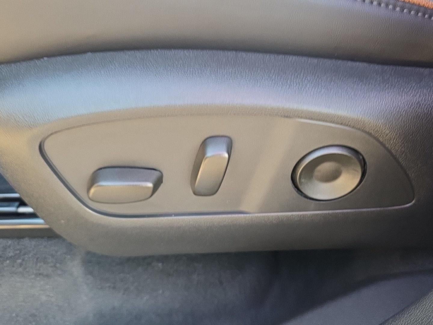 2026 GMC Acadia AWD AT4