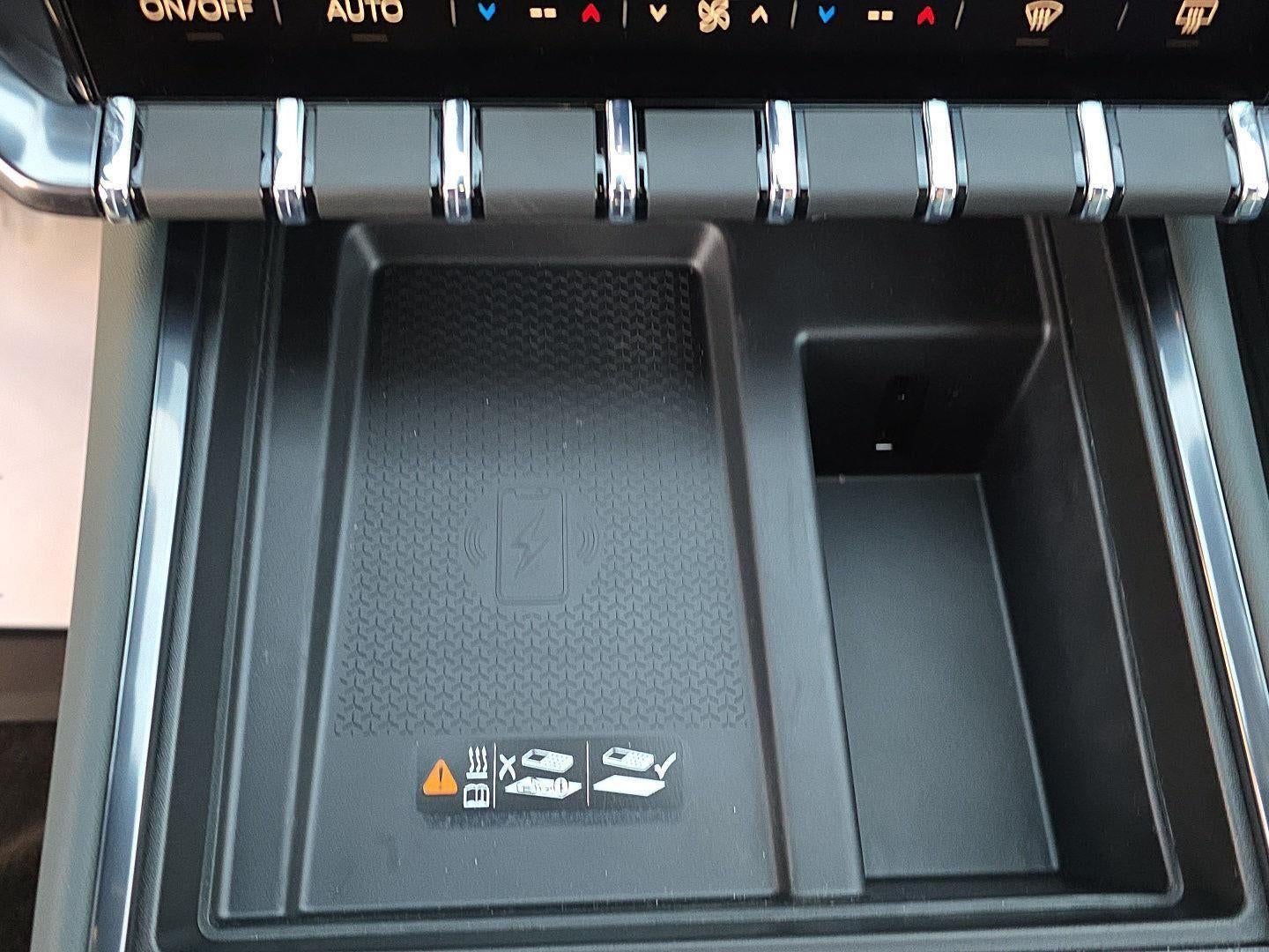 2026 GMC Acadia AWD AT4