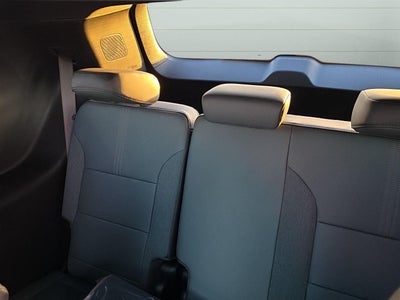 2026 GMC Acadia AWD AT4