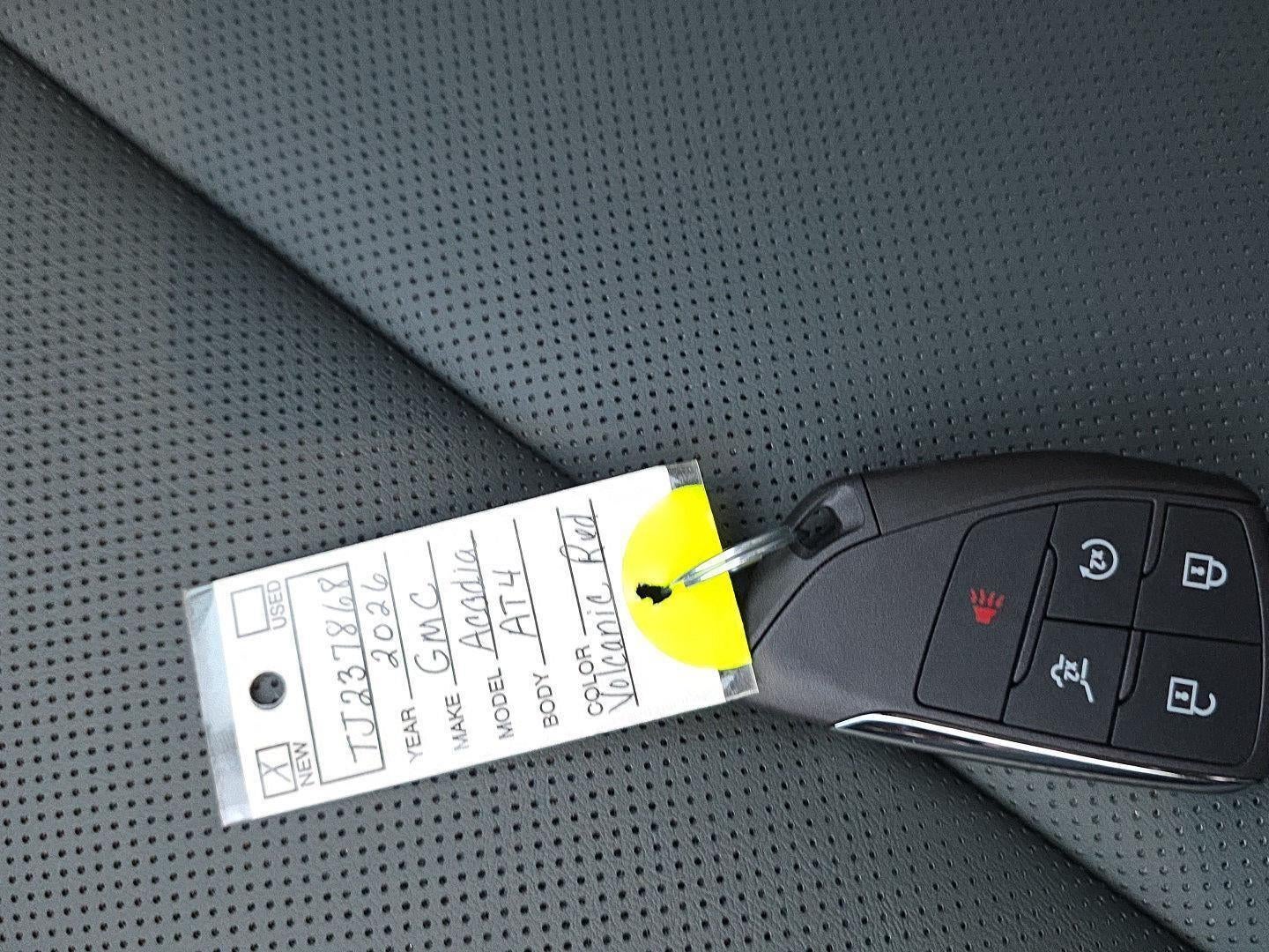 2026 GMC Acadia AWD AT4