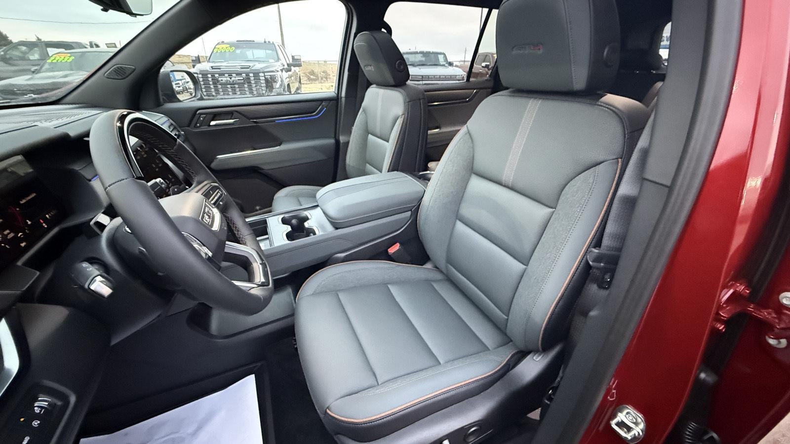 2026 GMC Acadia AWD AT4