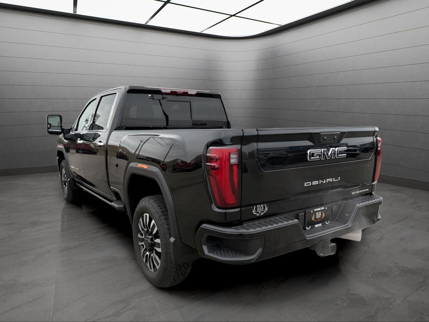 2025 GMC Sierra 3500HD Denali Ultimate