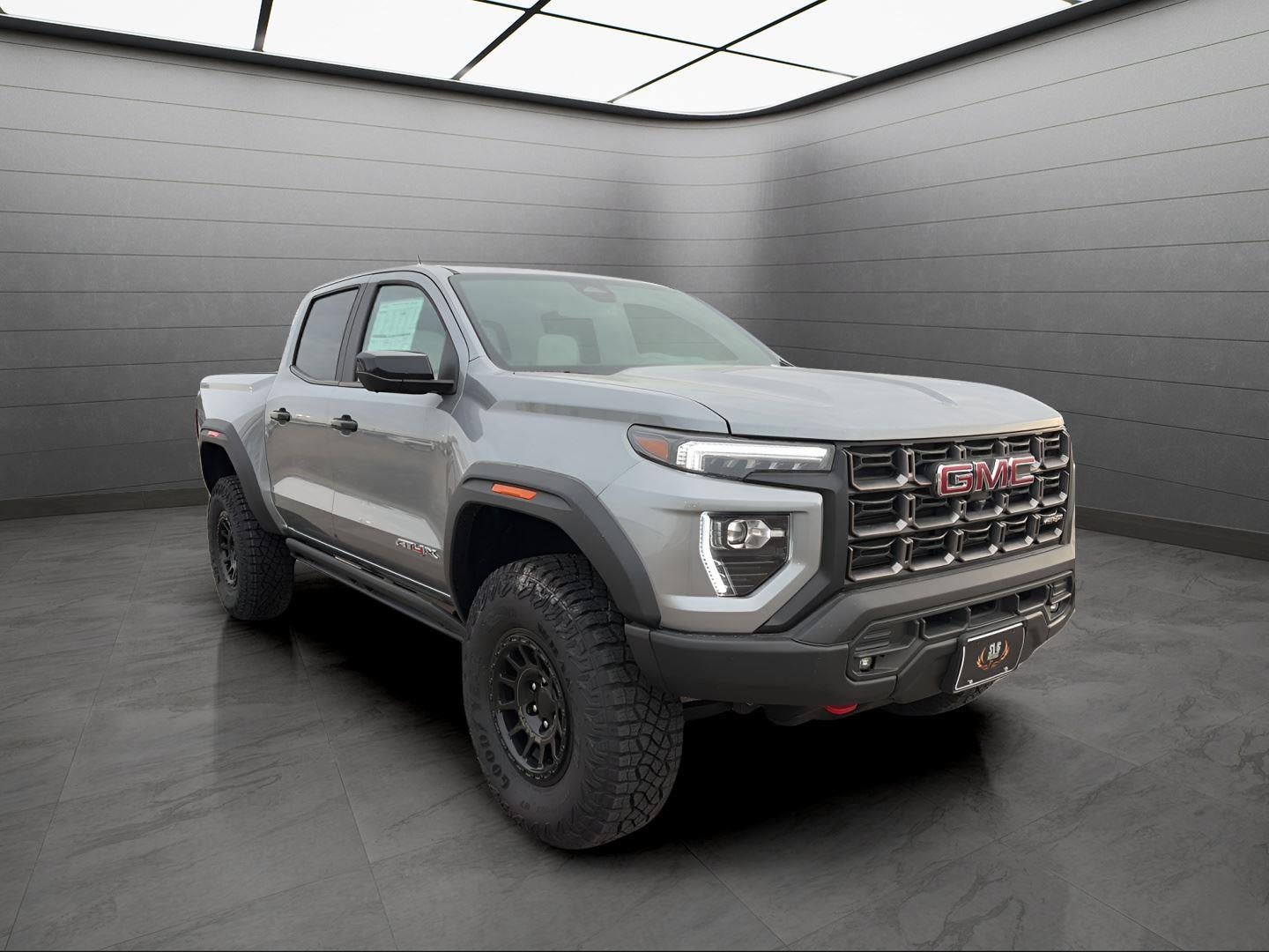 2025 GMC Canyon 4WD AT4