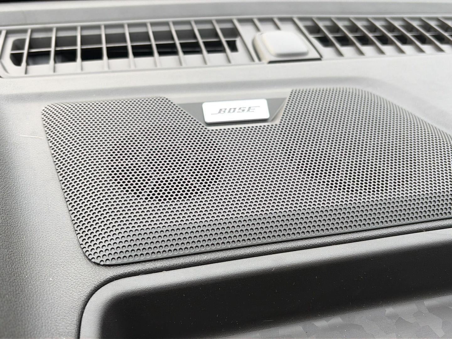 2025 GMC Canyon 4WD AT4