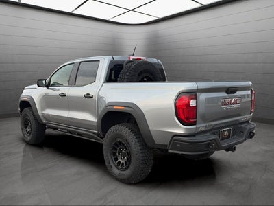 2025 GMC Canyon 4WD AT4