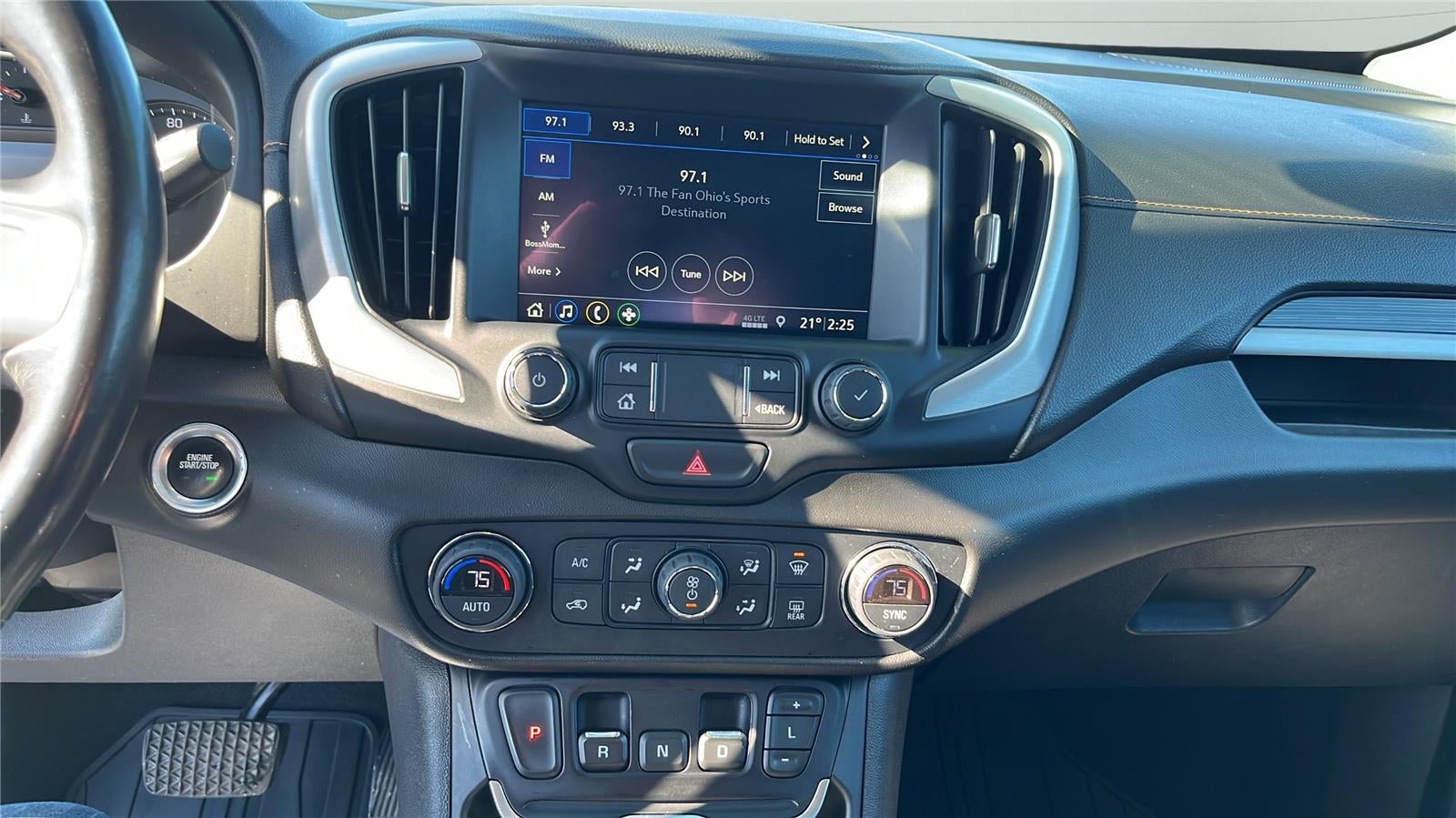 2021 GMC Terrain SLT