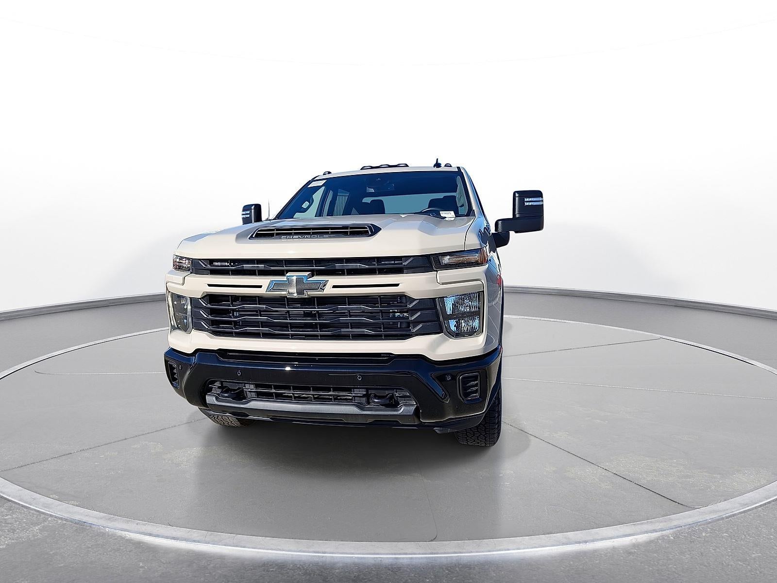 2026 Chevrolet Silverado 2500HD Custom