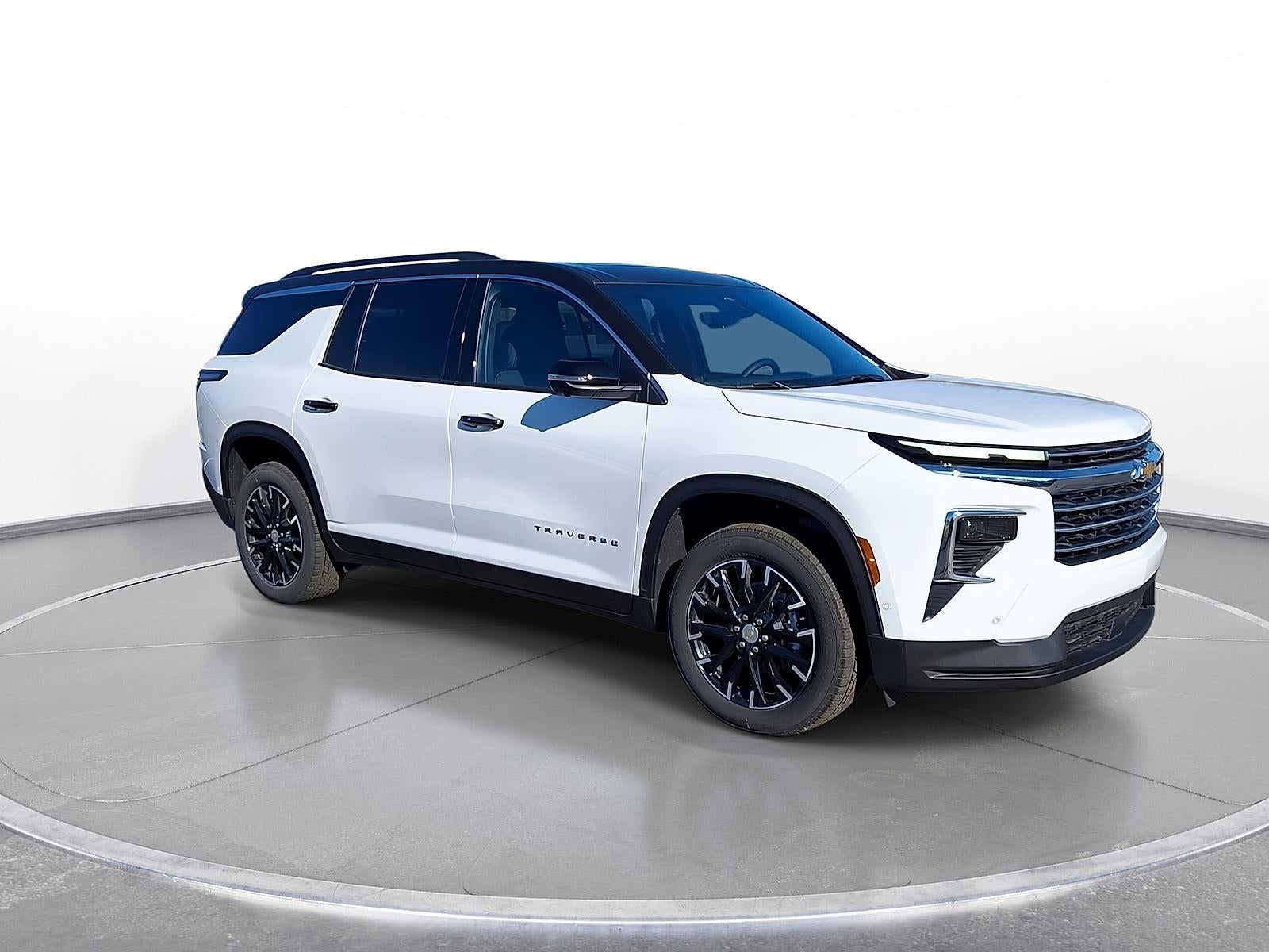 2026 Chevrolet Traverse FWD LT