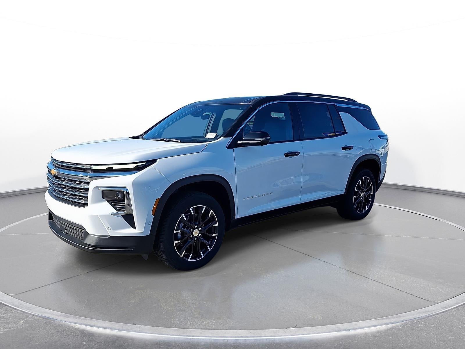 2026 Chevrolet Traverse FWD LT