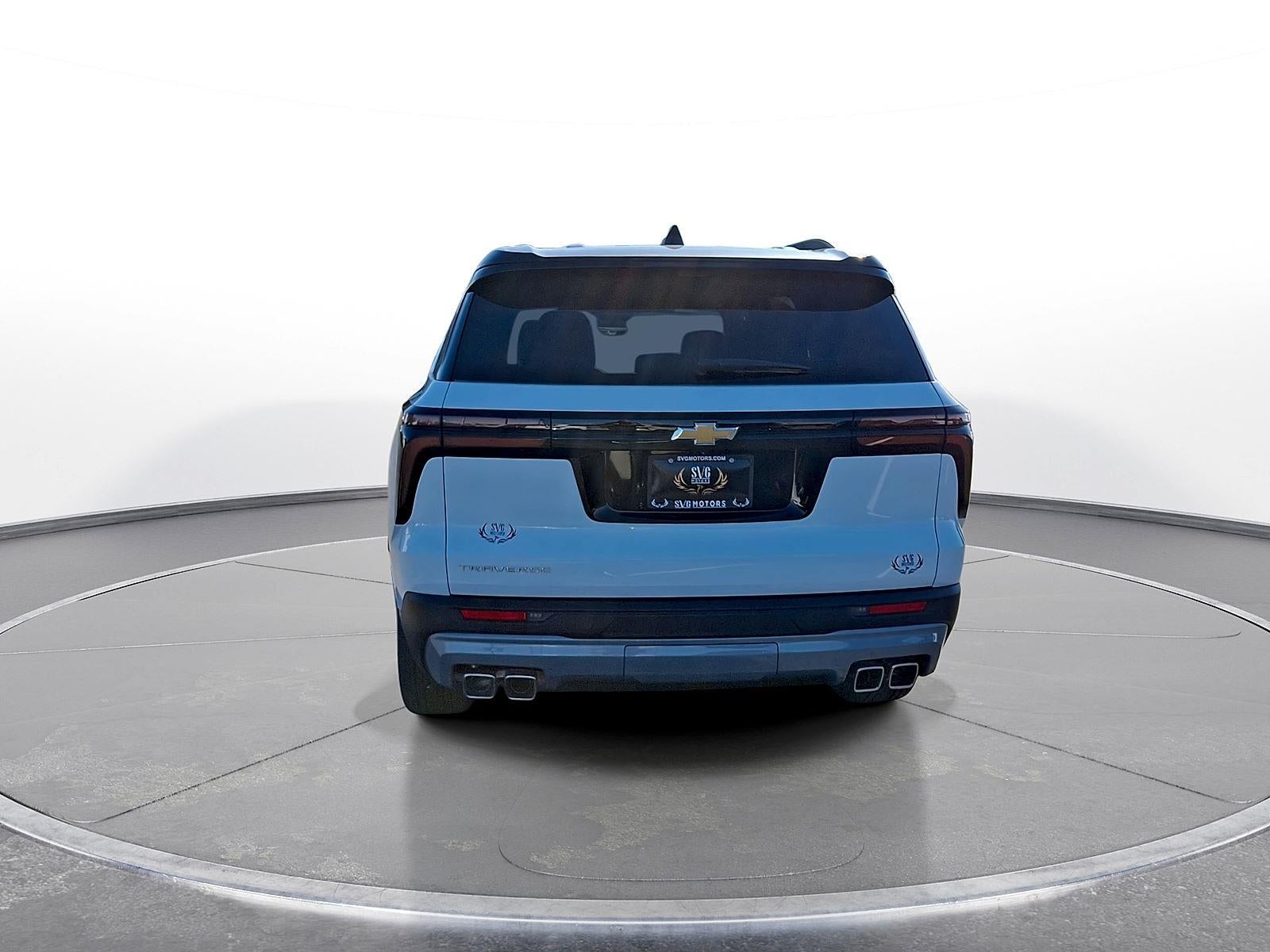 2026 Chevrolet Traverse FWD LT