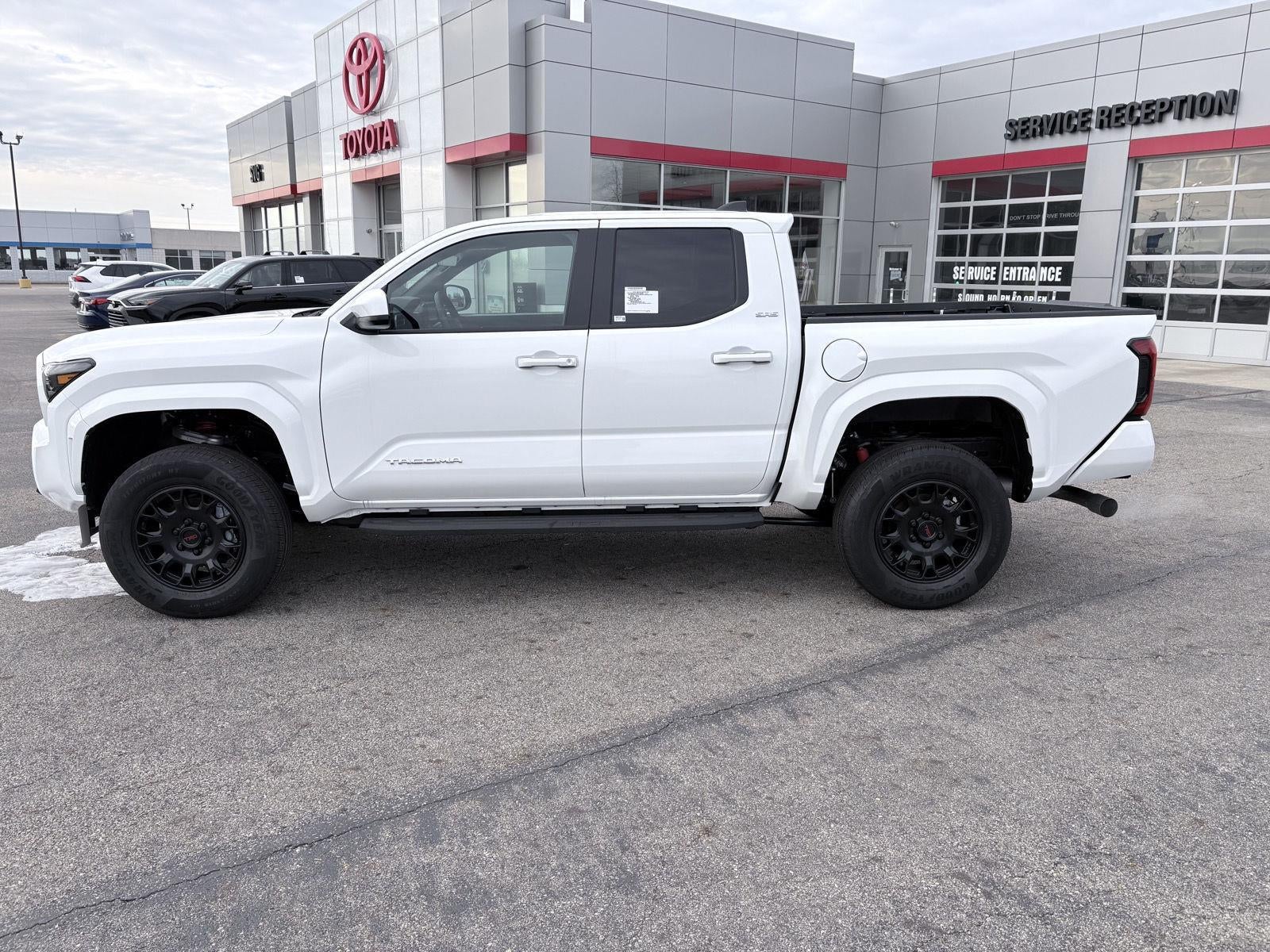 2025 Toyota Tacoma SR5