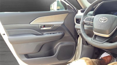 2026 Toyota Grand Highlander Hybrid XLE