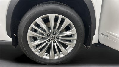 2026 Toyota Highlander Hybrid Platinum