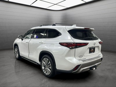 2026 Toyota Highlander Hybrid Platinum