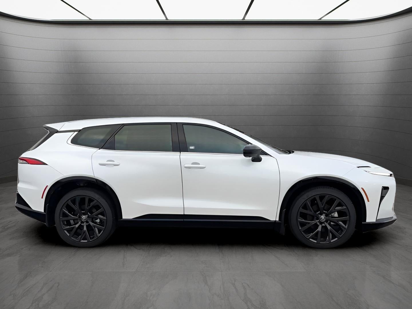 2025 Toyota Toyota Crown Signia Limited