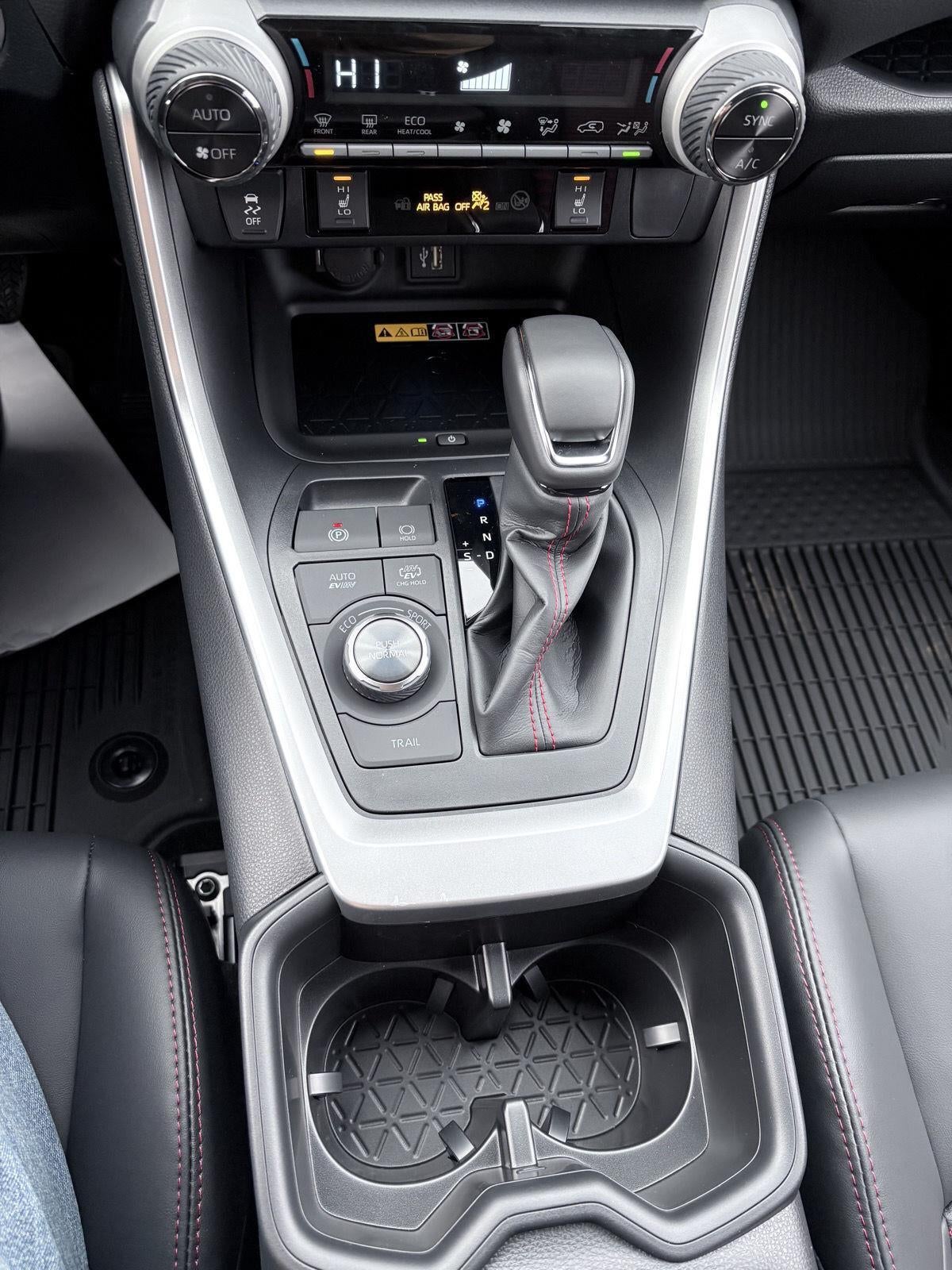 2025 Toyota RAV4 Plug-in Hybrid XSE