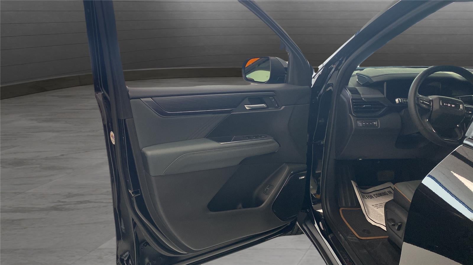 2025 GMC Acadia AWD AT4