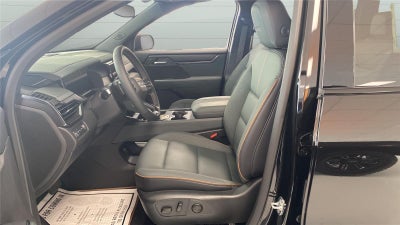 2025 GMC Acadia AWD AT4